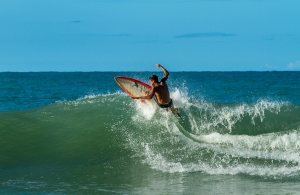 Ride the Waves: Unforgettable Surf Lessons in Daytona Beach Await