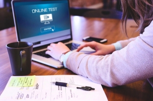 Case Studies in Online Exams Success: Real Strategies