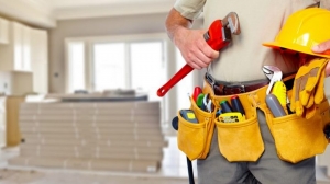 What is the role of a handyman?