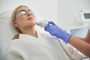 Sculpted Elegance: Riyadh's Arm Lift Procedure Mastery Revealed