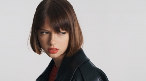 How to style short hair at home.