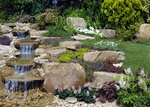 The Untapped Benefits of Outdoor Water Features