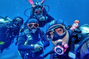 Experience the Exciting World of Dive Training with a Certification Course in Bali