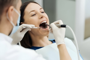 Explore Advantages and Disadvantages Of Tooth Colored Fillings: A Dental Care Guide