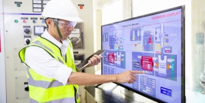 How Can We Use Industrial Touchscreen Monitors Effectively for Business?