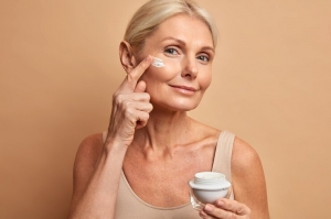 How Do Anti-Aging Doctors Slow Down the Aging Process?