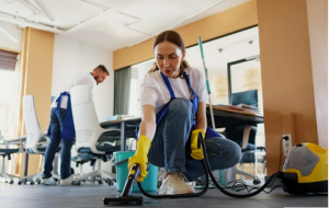 Why Is It Worth to Hire Elder Care Cleaning Winter Park?