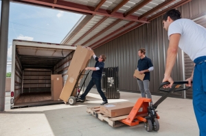 Streamlining Your Relocation: Expert Guide to Efficient Moving Solutions