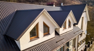 Metal Roofing 101: The Ultimate Guide to Choosing Durable and Stylish Roof Solutions