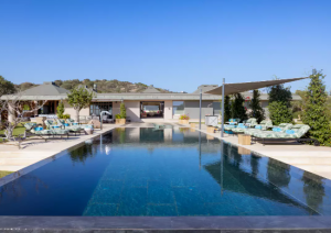 Luxury Villa Rentals in Hamptons: Elevate Your Vacation Experience