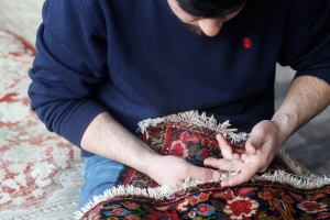 How Professionals Can Help with Antique Oriental Rugs Repair?