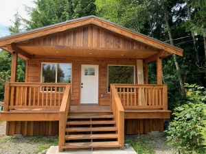 Unplug and Recharge: Tranquil Vacation Rental Getaways in Ucluelet & Tofino!