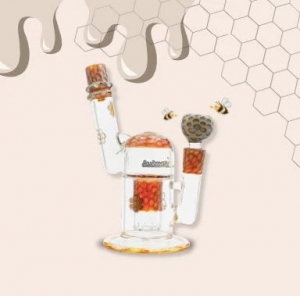 Artisanal Puff: Discovering the Versatility of Glass Hand Pipes