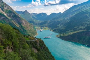 Backpack on a Budget: Explore the World Affordably with Shoestring Tour Packages