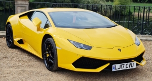 The Ultimate Guide: How to Rent a Lamborghini in Dubai