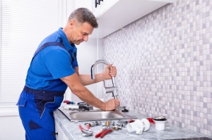 Top Reasons to call a plumber at your Home Or Work-Place