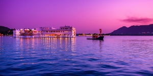 Enjoy Udaipur's Beautiful Lakes This Season!