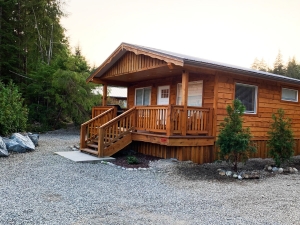 Ucluelet vs. Tofino: Where to Find the Most Instagrammable Vacation Rentals!