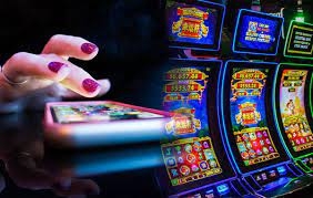 Panduan Bermain Slot Online: Tips dan Strategi