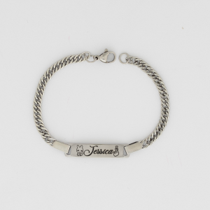 10 Reasons Why an Engraved Bracelet is the Perfect Gift for Her