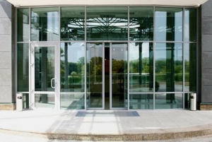 Seamless Entry: Exploring Automatic Door Opening Systems in Memphis, TN