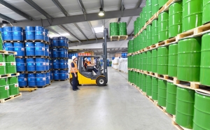 Commodity Chemicals Market Dynamics: Exploring Key Drivers of Growth