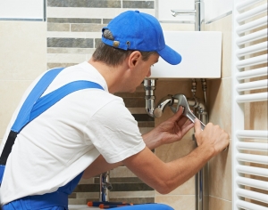 DIY Plumbing Tips: When to DIY and When to Call a Professional in Rancho Santa Margarita