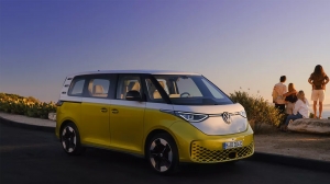 Coach Hire Oxford for Weddings: Transport Your Guests in Style