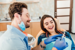Smile Savvy: How to Choose the Right Dental Clinic in Your Area