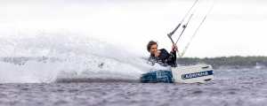 Surfing the Skies: The Definitive Guide to Kiteboarding Board Selection