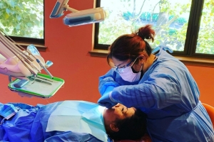 6 Reasons Why a Dental Assistant Is a Respected Profession 