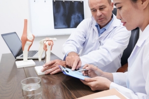 10 Key Benefits of AR Recovery Services for Your Business