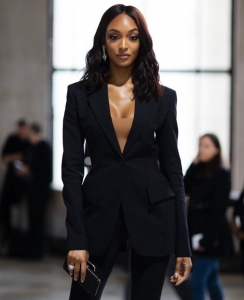 Elegant and Empowering: A Guide to Women's Suits