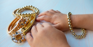 What Is The Latest Fashion For Kids Jewelry In Lahore