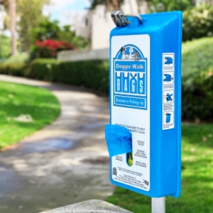 The guidance on picking the best dog poop bag dispenser