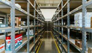 Why Metal Shelf Shelving Is a Perfect Storage System in Warehouses?