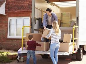 Navigating a Long-Distance Move: Insights from a Moving Service