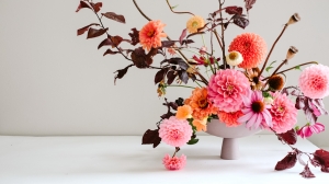 Seasonal Splendor: Choosing Artificial Flowers to Suit Every Occasion