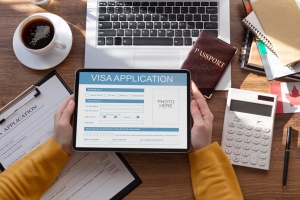 What Is the Minimum Income for a Super Visa in Canada