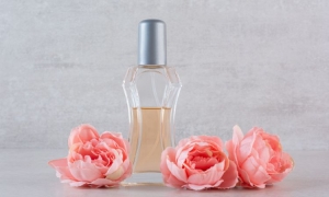 Best rose water for face 