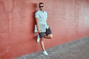 How to Style Men's Shorts for Any Occasion