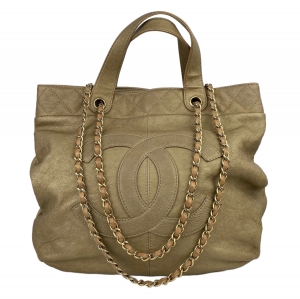 Luxunaire: Redefining Luxury with the Iconic Chanel Large Tote Bag