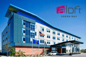 A Blend of Comfort and Convenience: Aloft Green Bay's Hotel Bar Experience