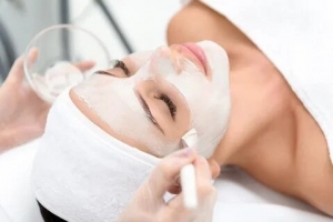 Achieve Radiant Skin: Facial at Home in Lahore