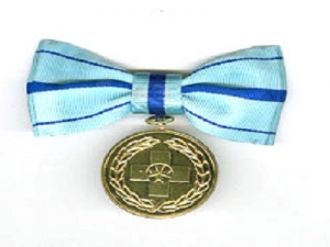 The Grand Cross Medal: A Symbol of Honor and Distinction