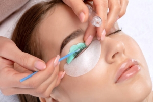 Commonly Asked Questions About Lash Lifts 