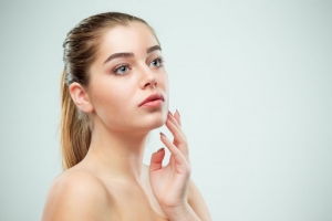 Cheek Filler Injections in Riyadh: Your Path to a Youthful Appearance
