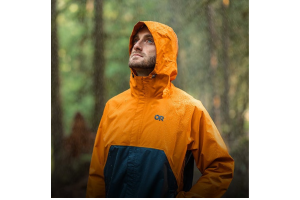 5 Reasons You Need a Reliable Rain Jacket for Summer Camping