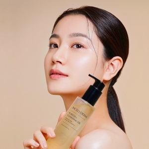 Why is Double Cleansing Important in Your Korean Skincare Routine?