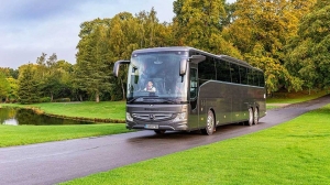 The Road Less Ordinary: Discover Luxury Minibus and Coach Services